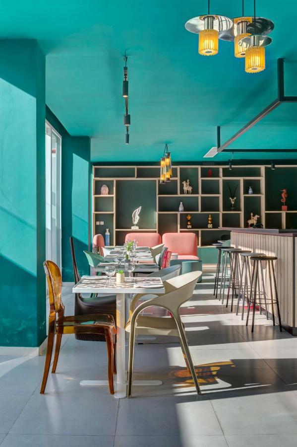 Quadro Hotel, Trademark Collection By Wyndham Saint Julian's Екстериор снимка