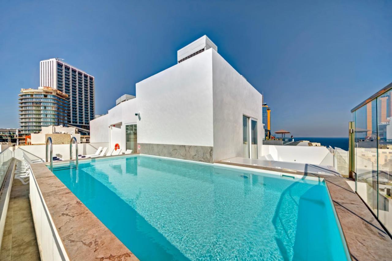 Quadro Hotel, Trademark Collection By Wyndham Saint Julian's Екстериор снимка