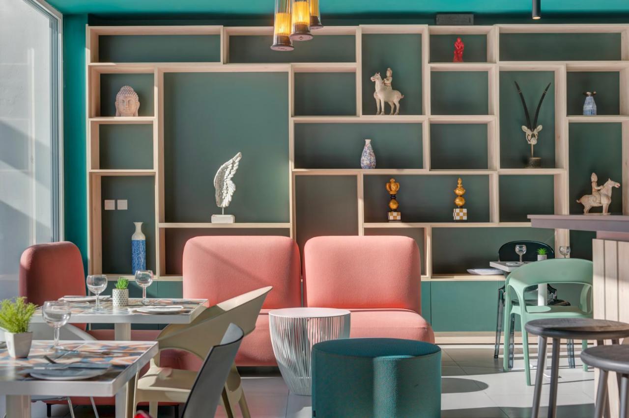 Quadro Hotel, Trademark Collection By Wyndham Saint Julian's Екстериор снимка