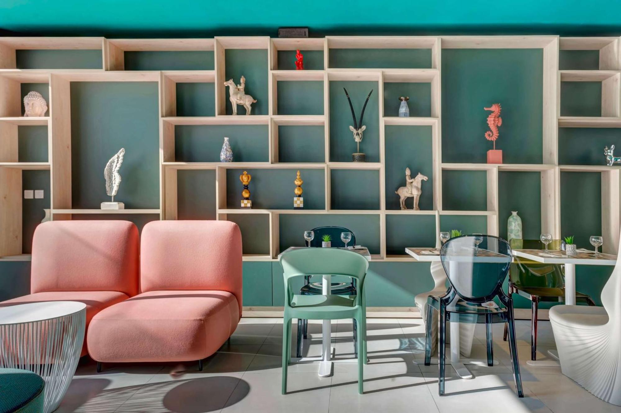 Quadro Hotel, Trademark Collection By Wyndham Saint Julian's Екстериор снимка